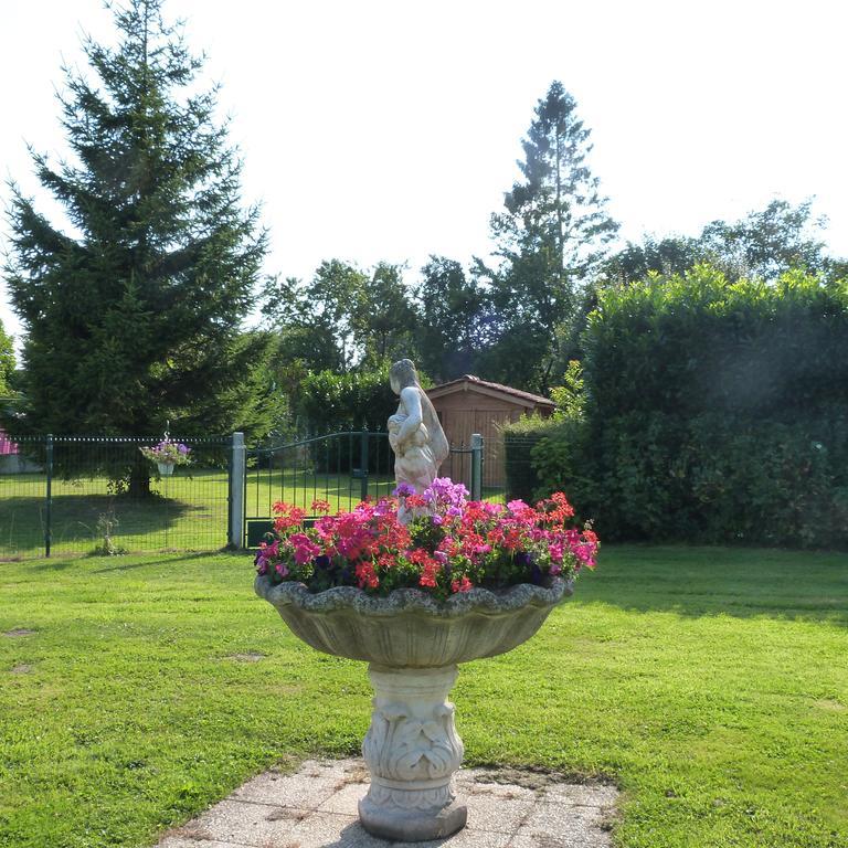 Gite Et Relais Equestre De Marie Tours-en-Vimeu Exterior photo